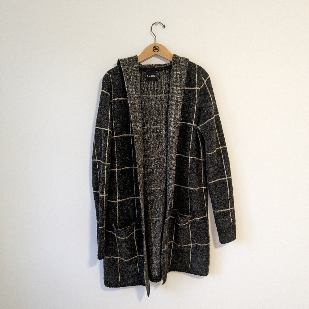 Cyrus black and beige hooded sweater